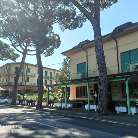 Hotel Flowers Montecatini Terme Exteriér fotografie